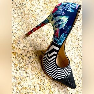 Dazzling high heels shoes show stopper’s!!